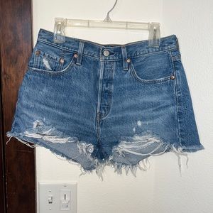 Women’s 501 Levi’s shorts size 29